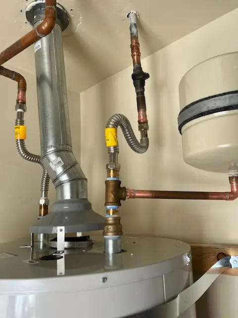 Water heater installation and plumbing repair in Mehlville